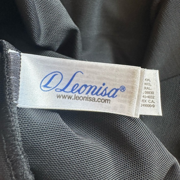 NWT Leonisa Women’s PowerSlim Secret Sculpting 2-Way Tank in black, size Medium. - Picture 11 of 14